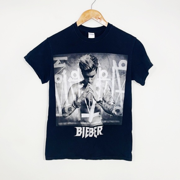 Tops - JUSTIN BIEBER Purpose Tour Black Graphic T-shirt Size Small